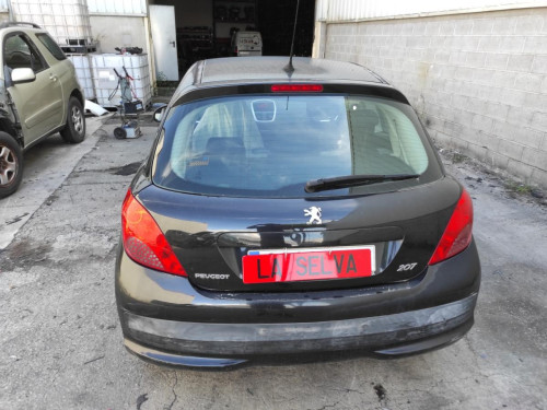 PEUGEOT — автомобиль-донор на запчасти 