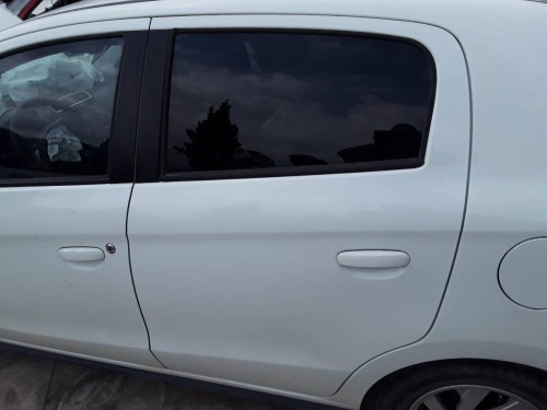 PUERTA TRASERA IZQUIERDA Mitsubishi SPACE STAR (A00) 