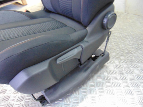  JUEGO ASIENTOS COMPLETO, PEUGEOT, 5008 