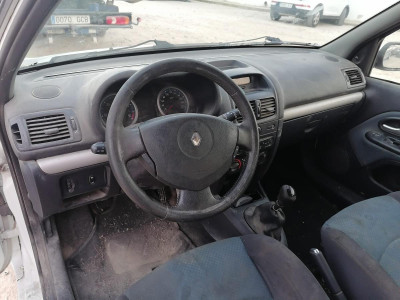RENAULT CLIO II FASE II (B/CB0)