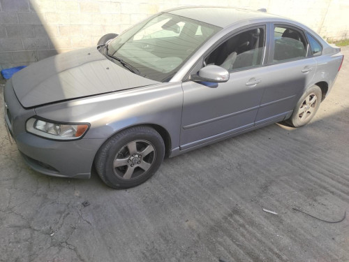 VOLVO S40 BERLINA — автомобиль-донор на запчасти 