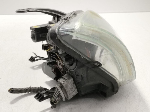  FARO DERECHO FORD FOCUS BERLINA (CAP) 