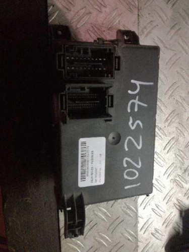 CAJA RELES / FUSIBLES Opel CORSA D 