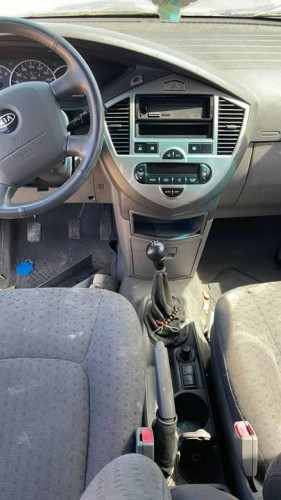 KIA CARENS (RS) — Donor Vehicle for Used Parts 