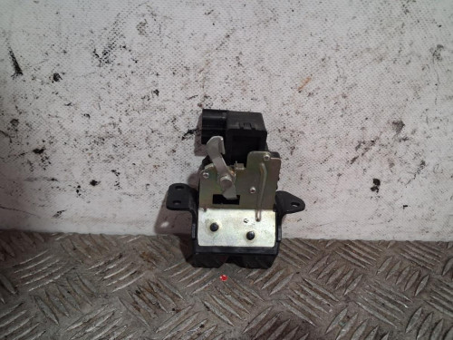 CERRADURA MALETERO / PORTON 