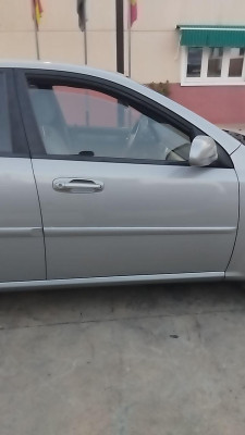 PUERTA DELANTERA DERECHA Chevrolet Nubira Berlina (2005->)