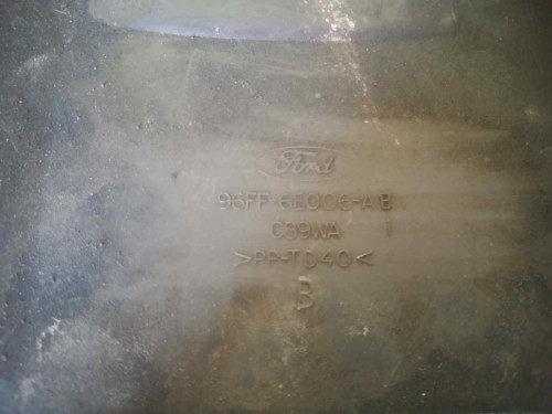  TAPA DISTRIBUCION FORD FIESTA COURIER (DX) 