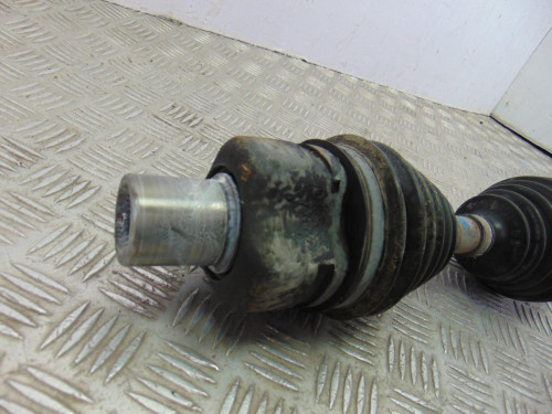 TRANSMISION DELANTERA DERECHA used