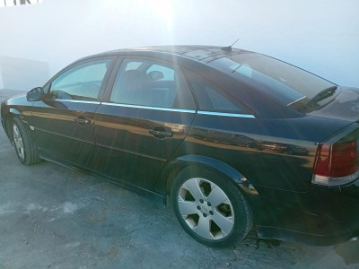 OPEL VECTRA C BERLINA