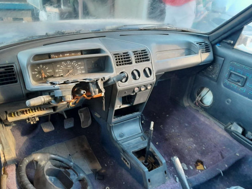 PEUGEOT 205 BERLINA — автомобиль-донор на запчасти 