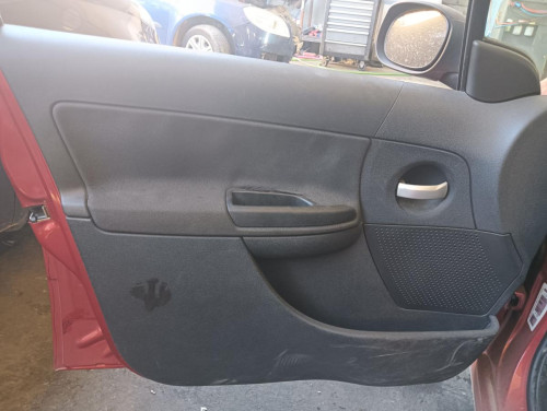 CITROEN C3 — автомобиль-донор на запчасти 