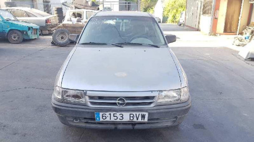 OPEL ASTRA F BERLINA 