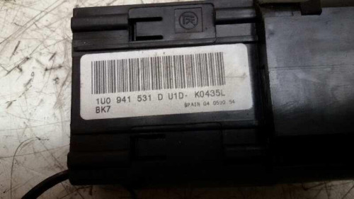 MANDO LUCES SKODA OCTAVIA BERLINA (1U2) 