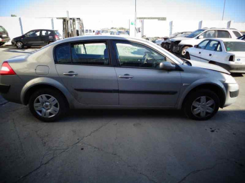  RENAULT MEGANE II CLASSIC BERLINA 