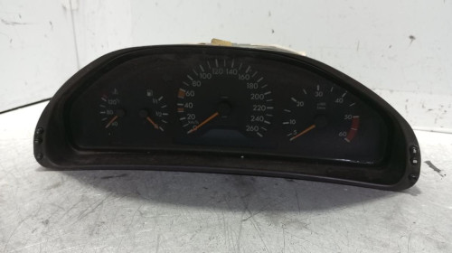 CUADRO INSTRUMENTOS Mercedes-Benz CLASE E (BM 210) BERLINA 
