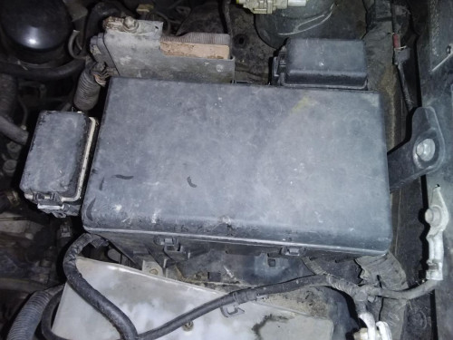 CAJA RELES / FUSIBLES TOYOTA LAND CRUISER (J12) 