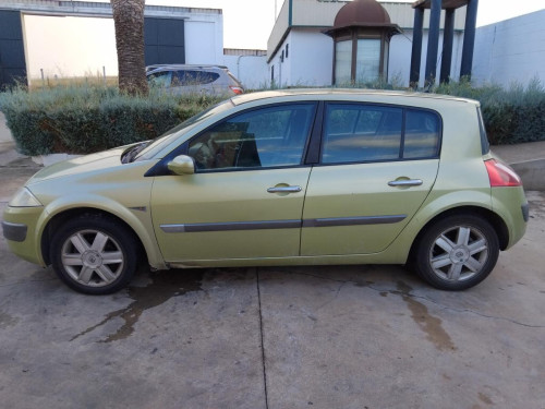 Renault Megane II Berlina 3P (10.2002->) — автомобиль-донор на запчасти 