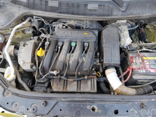 Renault Megane II Berlina 3P (10.2002->) — автомобиль-донор на запчасти 