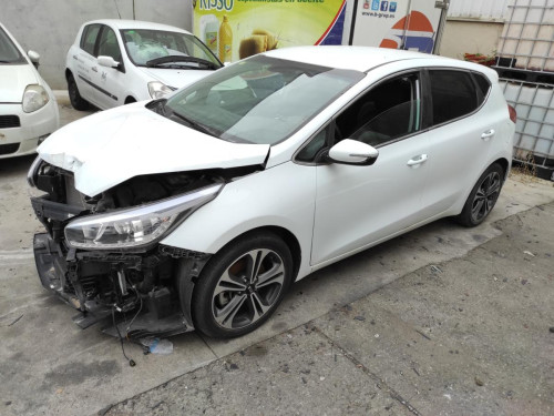 KIA CEED (JD) — vehículo donante para recambios 