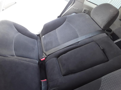 ASIENTOS TRASERO DERECHO Mitsubishi GRANDIS (NA0W) 