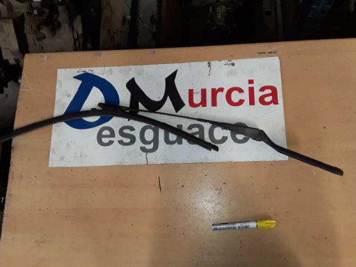 BRAZO LIMPIA DELANTERO IZQUIERDO 