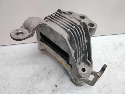 SOPORTE MOTOR DERECHO