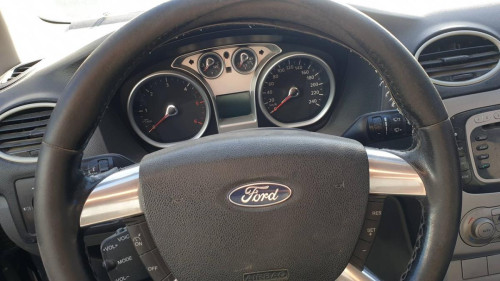 FORD FOCUS BERLINA (CAP) — автомобиль-донор на запчасти 