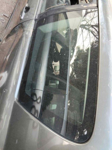 LUNA CUSTODIA TRASERA IZQUIERDA TOYOTA COROLLA (E12) 