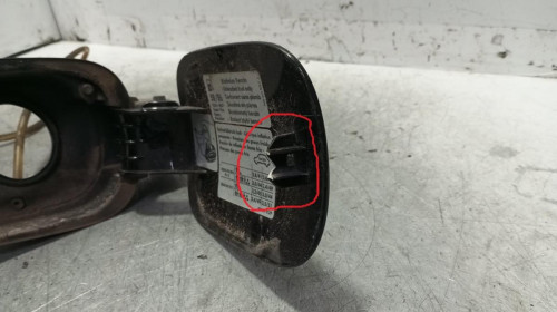 TAPA EXTERIOR COMBUSTIBLE, VOLKSWAGEN, PHAETON (3D2/3D8)