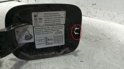 TAPA EXTERIOR COMBUSTIBLE, VOLKSWAGEN, PHAETON (3D2/3D8)