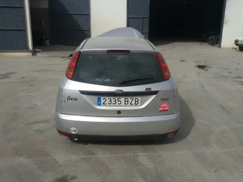 FORD FOCUS BERLINA (CAK) 