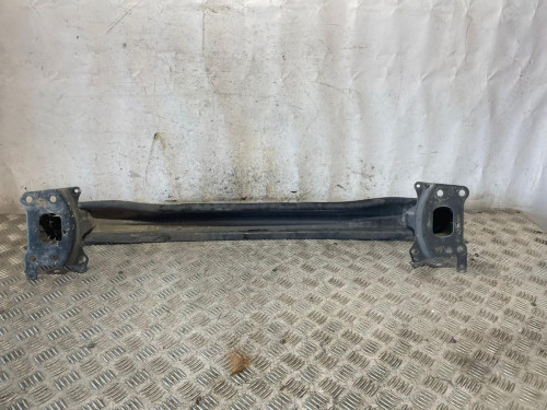 REFUERZO PARAGOLPES DELANTERO 