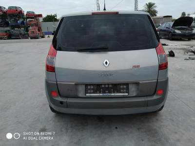 RENAULT SCENIC II (JM)
