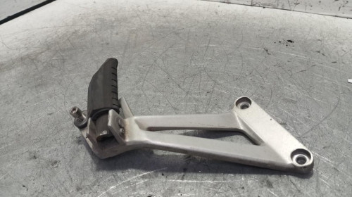 POSAPIES TRASERO, HONDA, CBR 125R