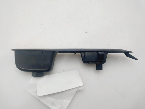 MANDO ELEVALUNAS DELANTERO DERECHO Citroen C4 BERLINA 