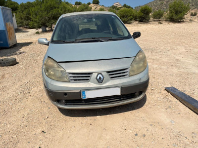 RENAULT SCENIC II (JM)