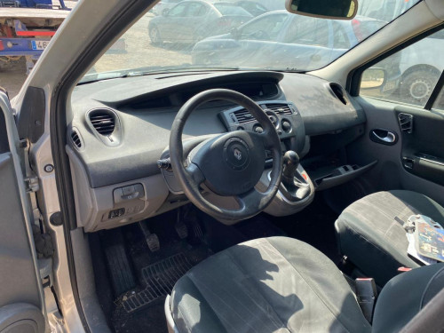 RENAULT SCENIC II (JM) — автомобиль-донор на запчасти 