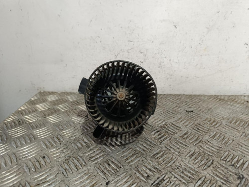  MOTOR CALEFACCION 