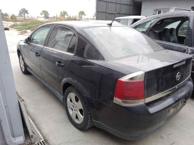OPEL VECTRA C BERLINA