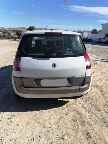 RENAULT SCENIC II (JM) — автомобиль-донор на запчасти 