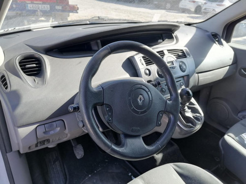 RENAULT SCENIC II (JM) — автомобиль-донор на запчасти 