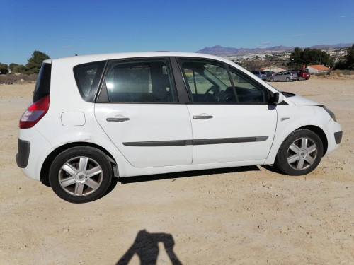 RENAULT SCENIC II (JM) — автомобиль-донор на запчасти 