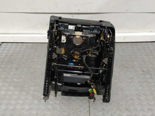  ASIENTO DELANTERO DERECHO AUDI A3 (8VK) 