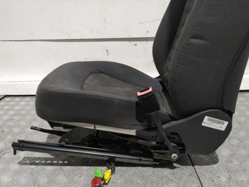  ASIENTO DELANTERO DERECHO AUDI A3 (8VK) 