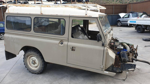  LAND ROVER 