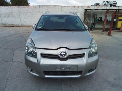  TOYOTA COROLLA VERSO (R1) 