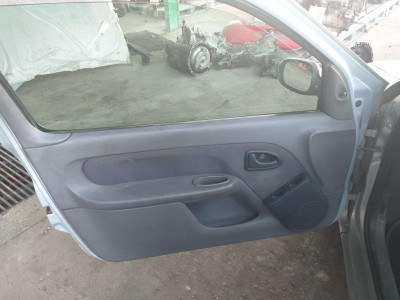 RENAULT CLIO II FASE II (B/CB0)