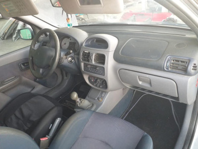 RENAULT CLIO II FASE II (B/CB0)