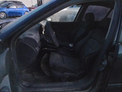 SEAT LEON (1M1)