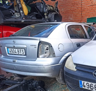 OPEL ASTRA G BERLINA